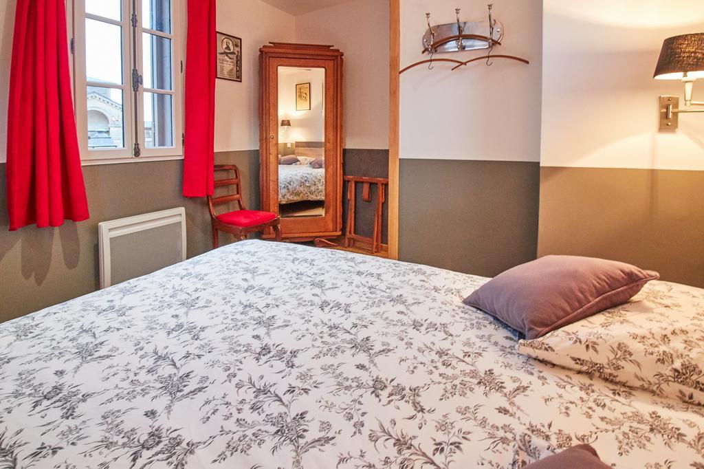 La Plus Petite Maison De France Bayeux Zewnętrze zdjęcie